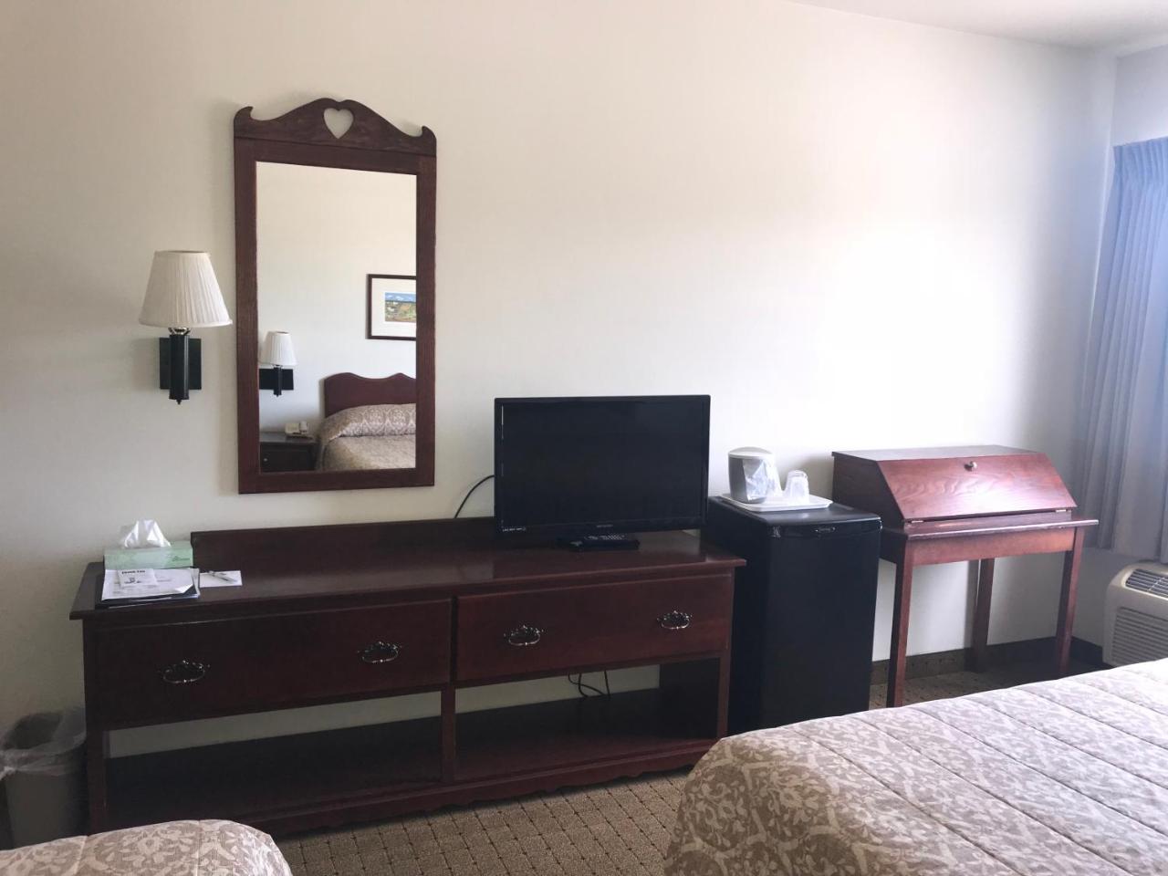 Gasthof Amish Village Inn Montgomery Экстерьер фото